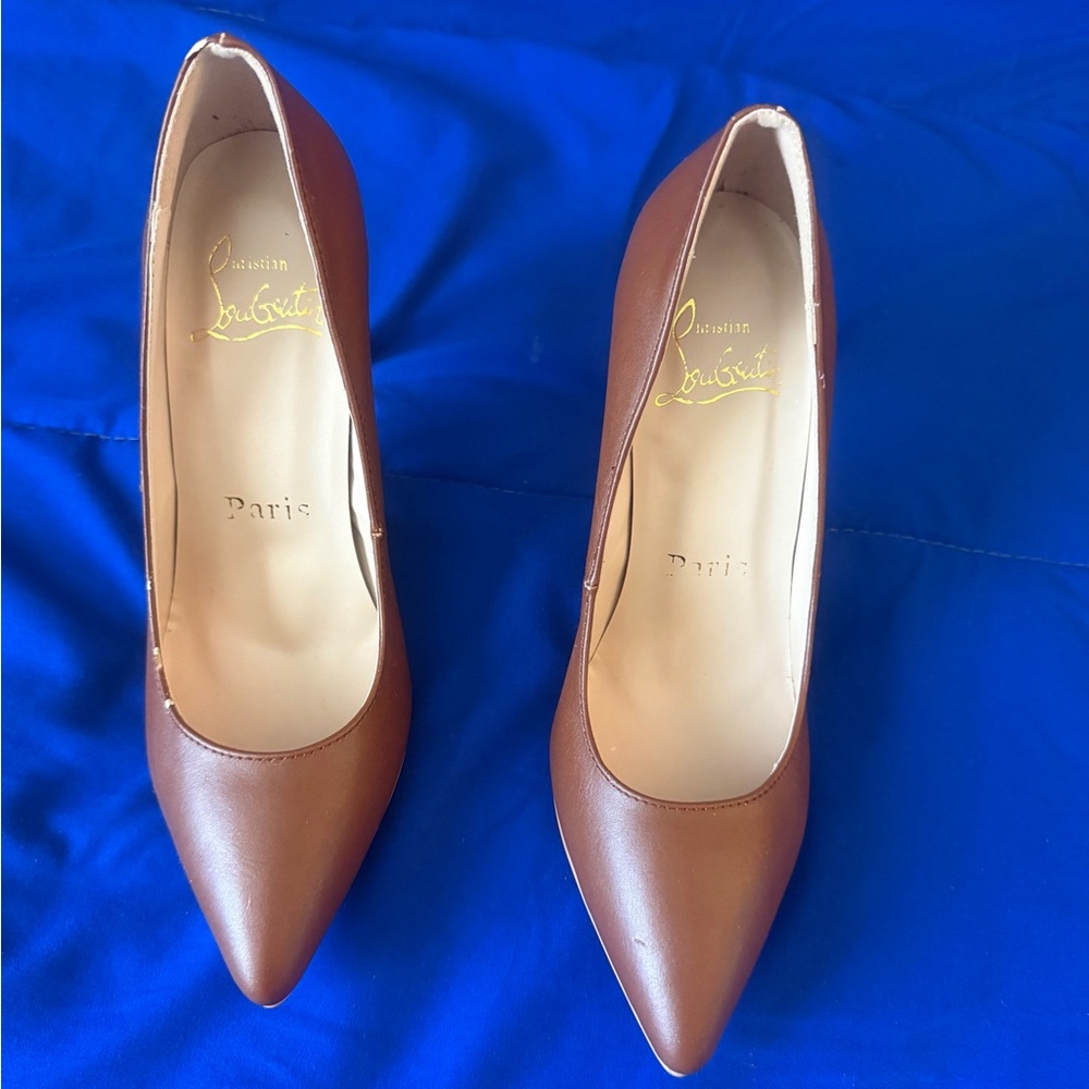 Christian Louboutin Brown Heels with Signature Red Soles - Picture 4 of 13